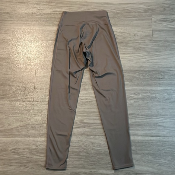 GYMSHARK ELEVATE LEGGINGS - Picture 5 of 5